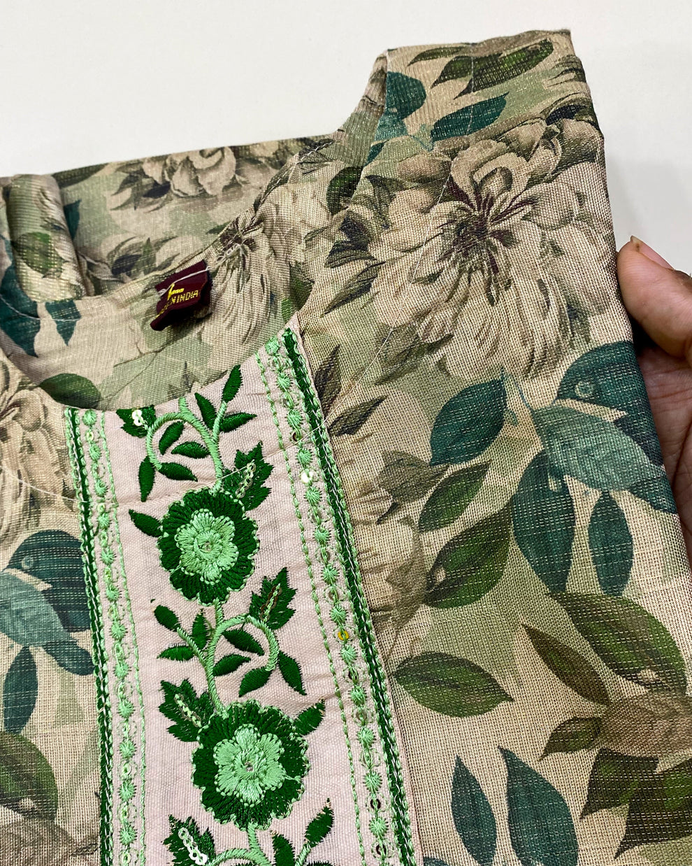 Tissue Silk Kurti (L) Aksha Trends 