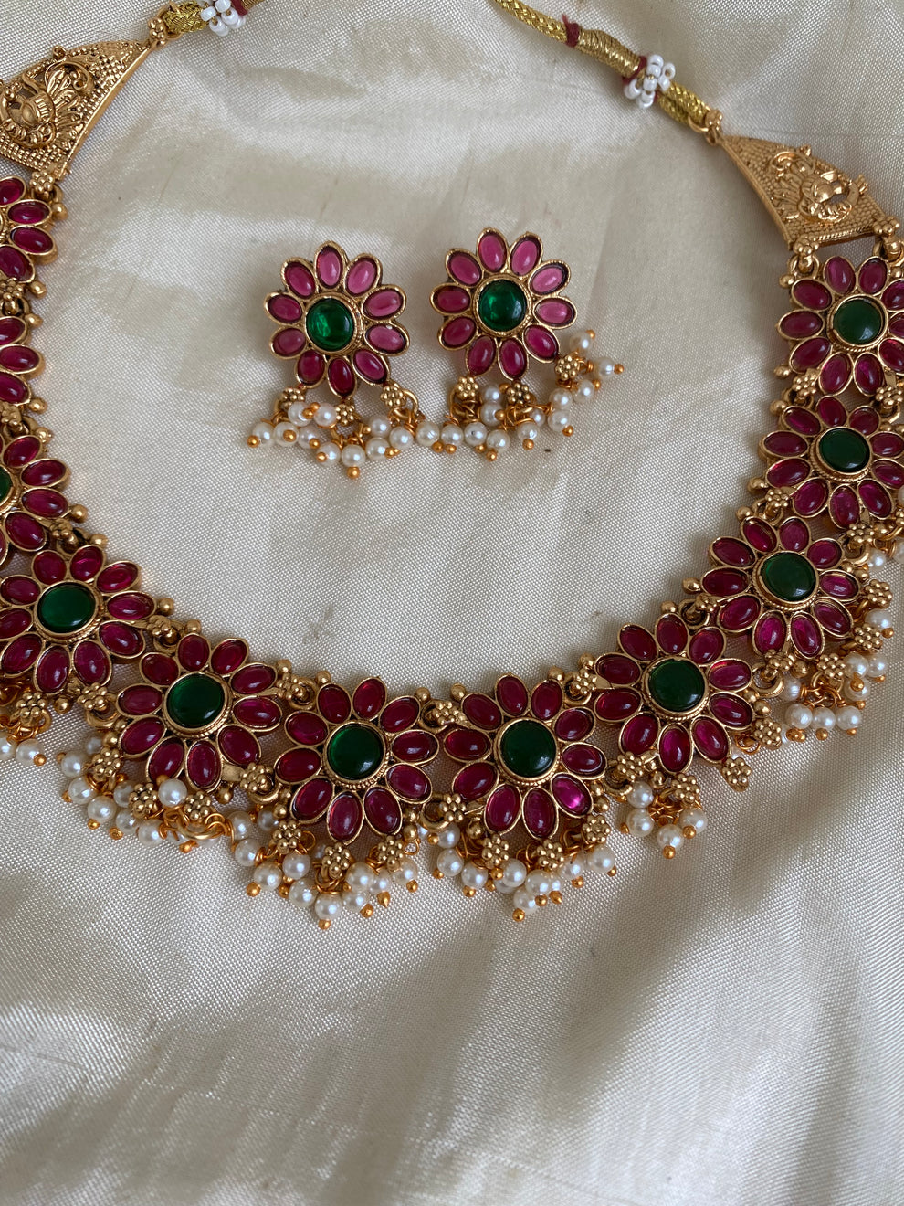 Floral Guttapusalu Aksha Trends 