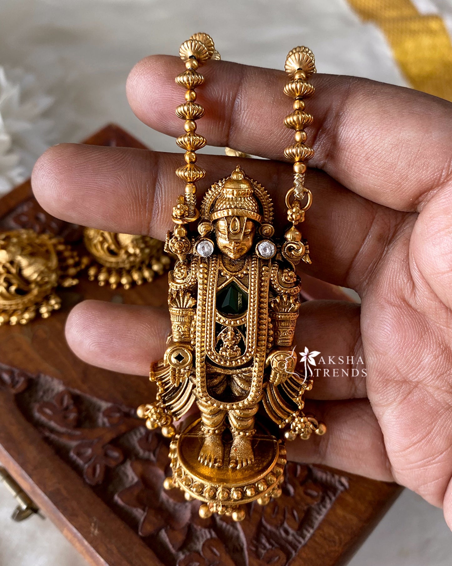 Balaji pendant chain Aksha Trends