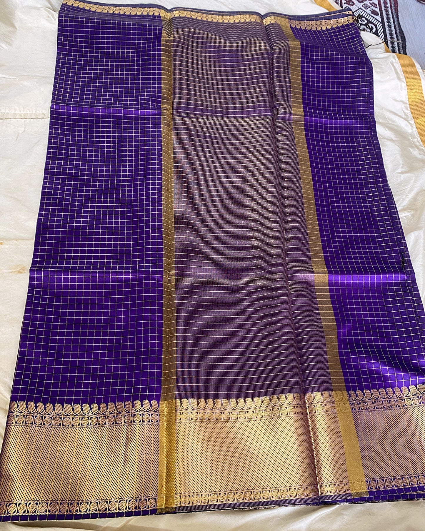 Soft Silk Checked Saree Aksha Trends