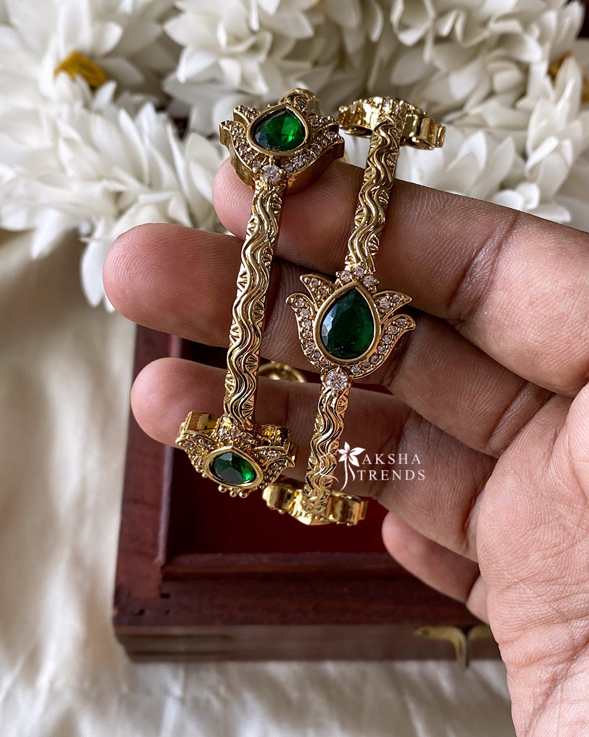 Victoria Lotus bangles Green (2pc) Aksha Trends