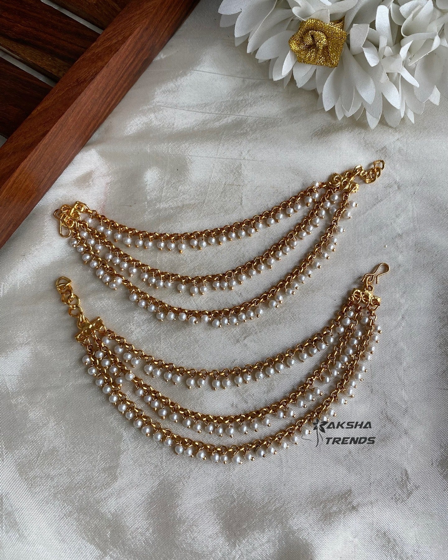 Antique Bridal earchain maati -3 layer pearl Aksha Trends