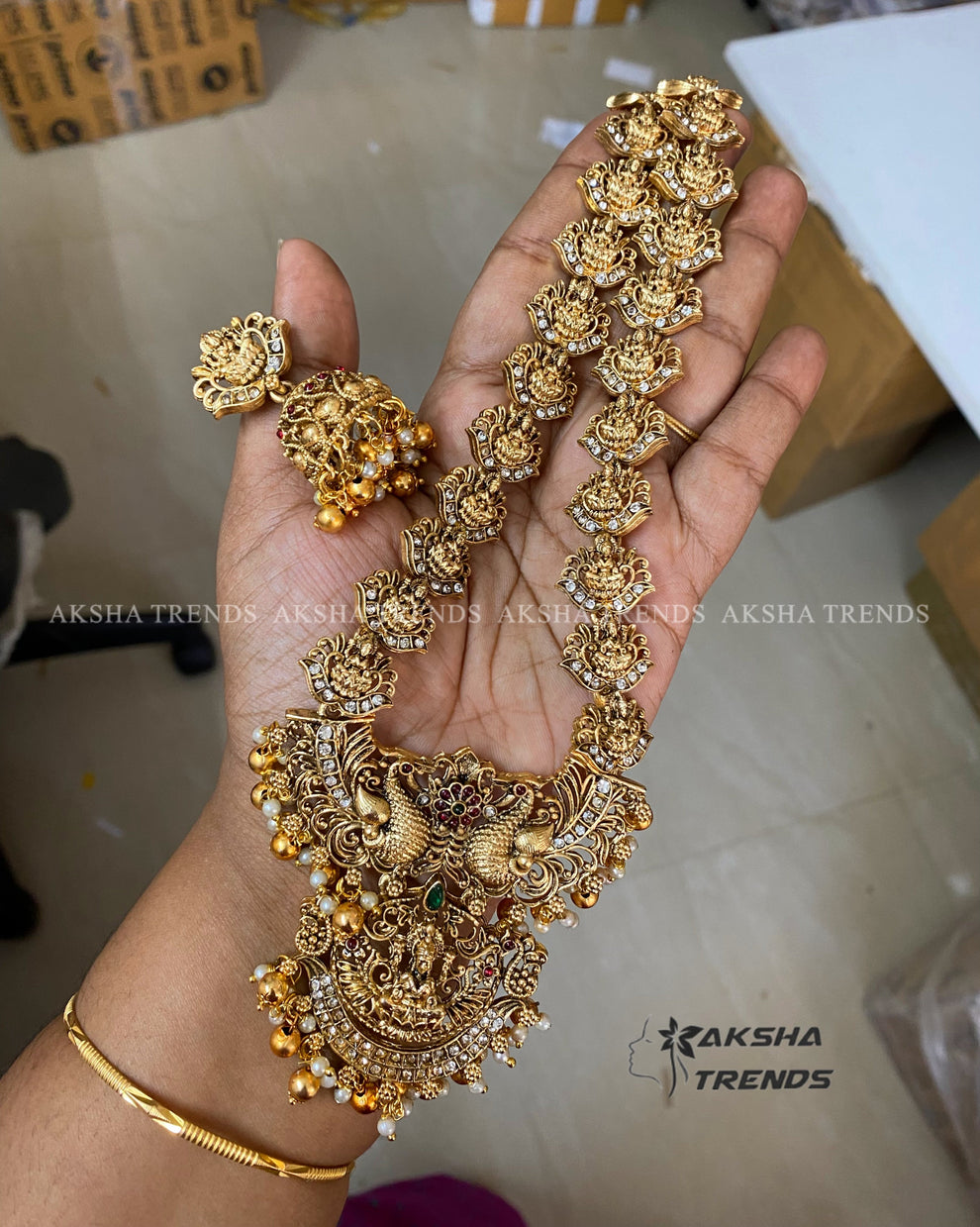Nagas Temple Haram -Gold bead Aksha Trends 