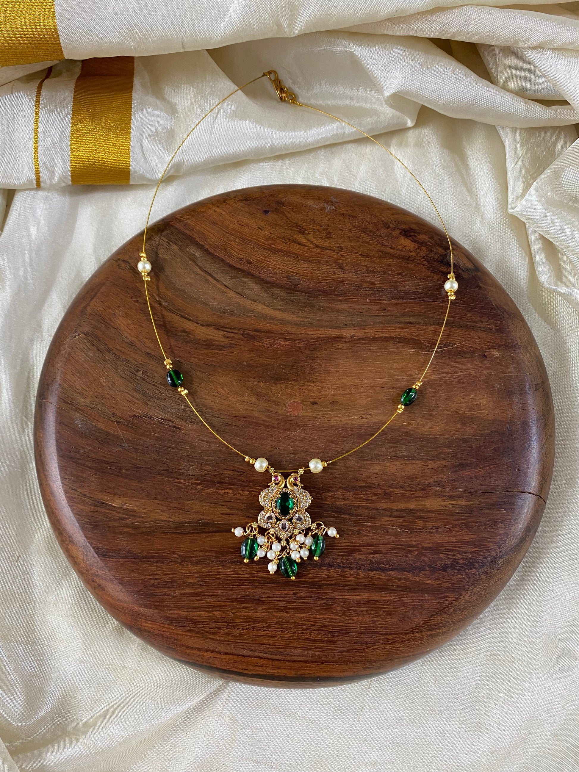 Invisible Necklace -floral green Aksha Trends