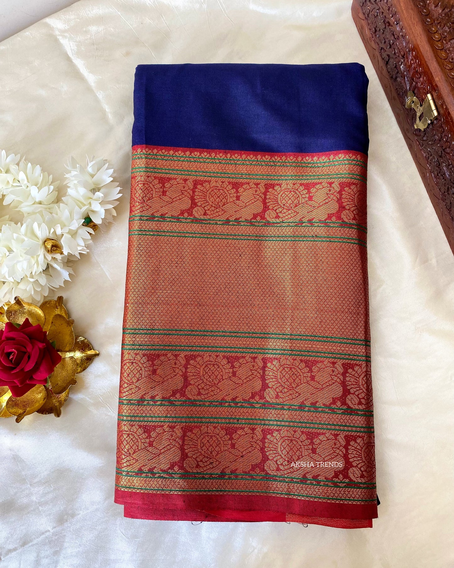 Narayani Pattu Saree Aksha Trends