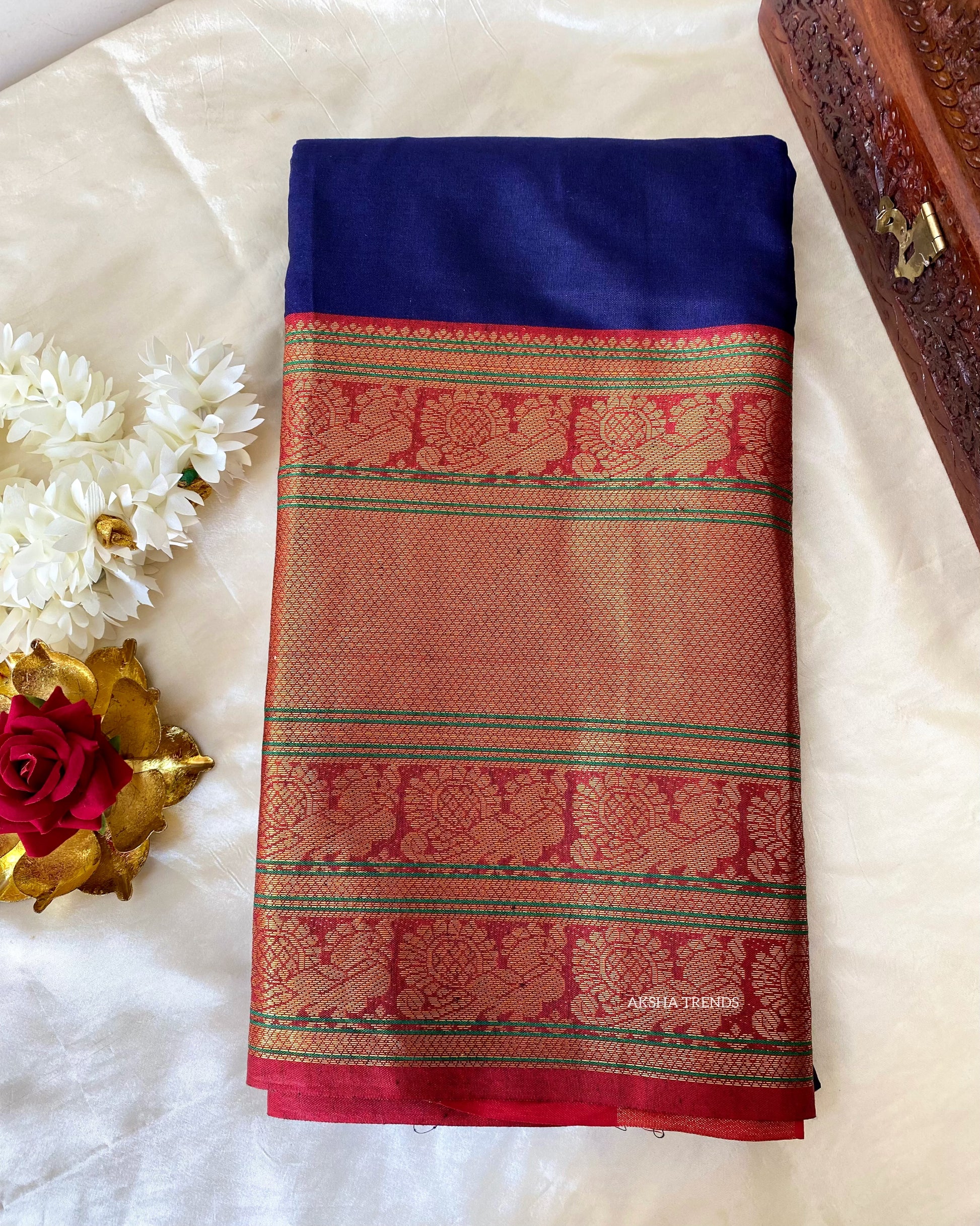 Narayani Pattu Saree Aksha Trends