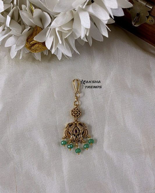 Premium gold tikka Aksha Trends