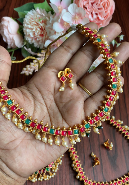 Kemp simple necklace
