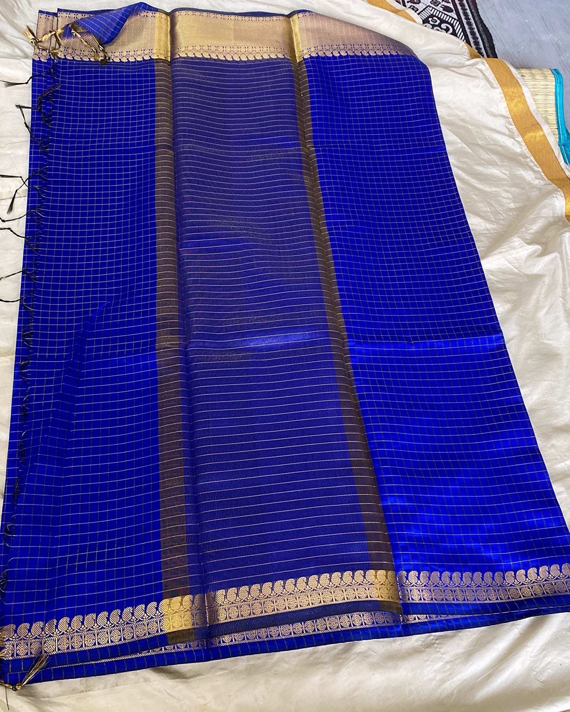 Soft Silk Checked Saree Aksha Trends