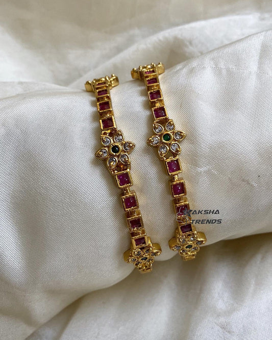 Premium kemp stone bangles (2pc) Aksha Trends