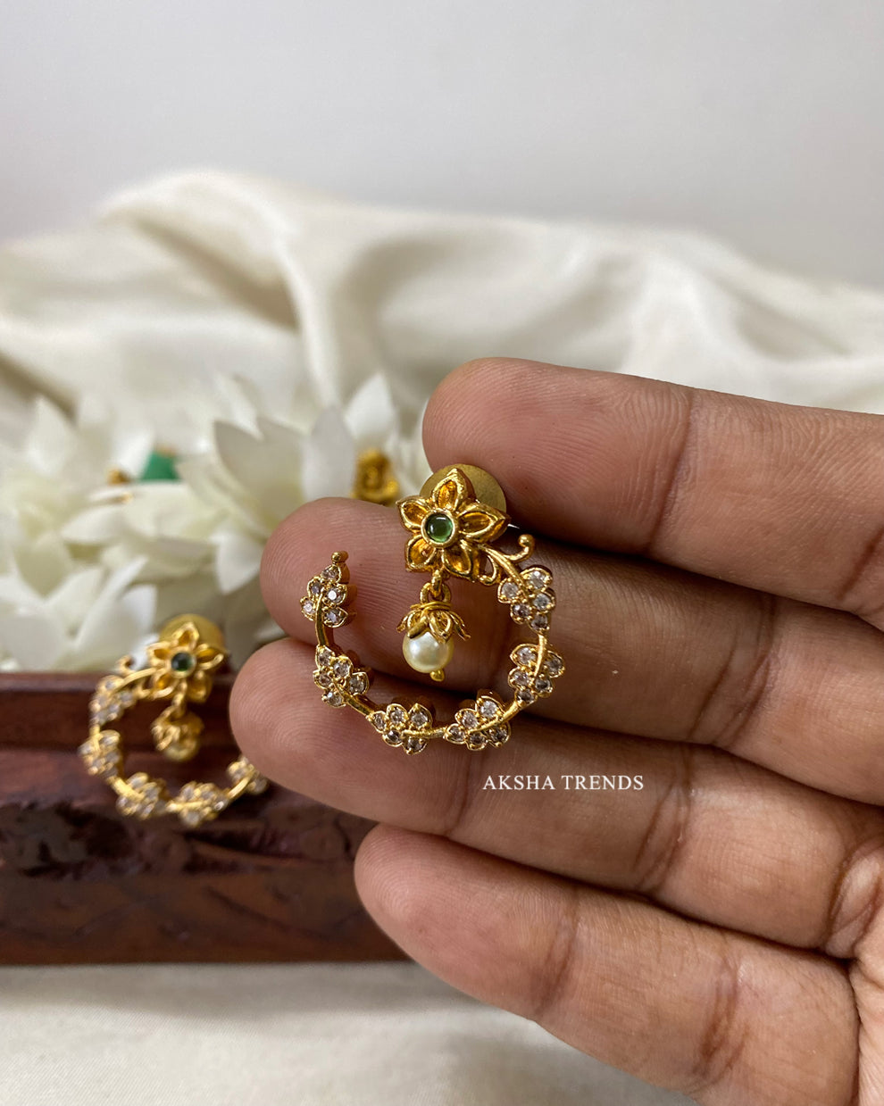 Floral diamond Earrings -Green Aksha Trends 