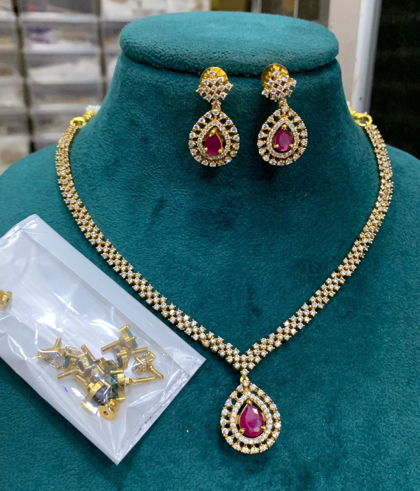 4in1 colour changeable stone Diamond necklace Aksha Trends