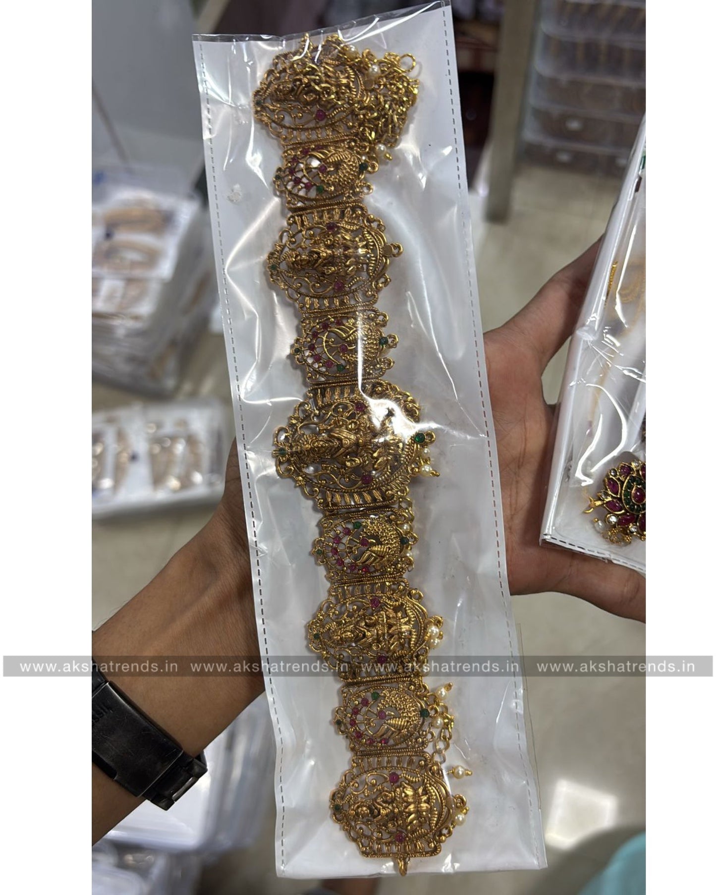 Lakshmi bridal Hipchain -pearl Aksha Trends