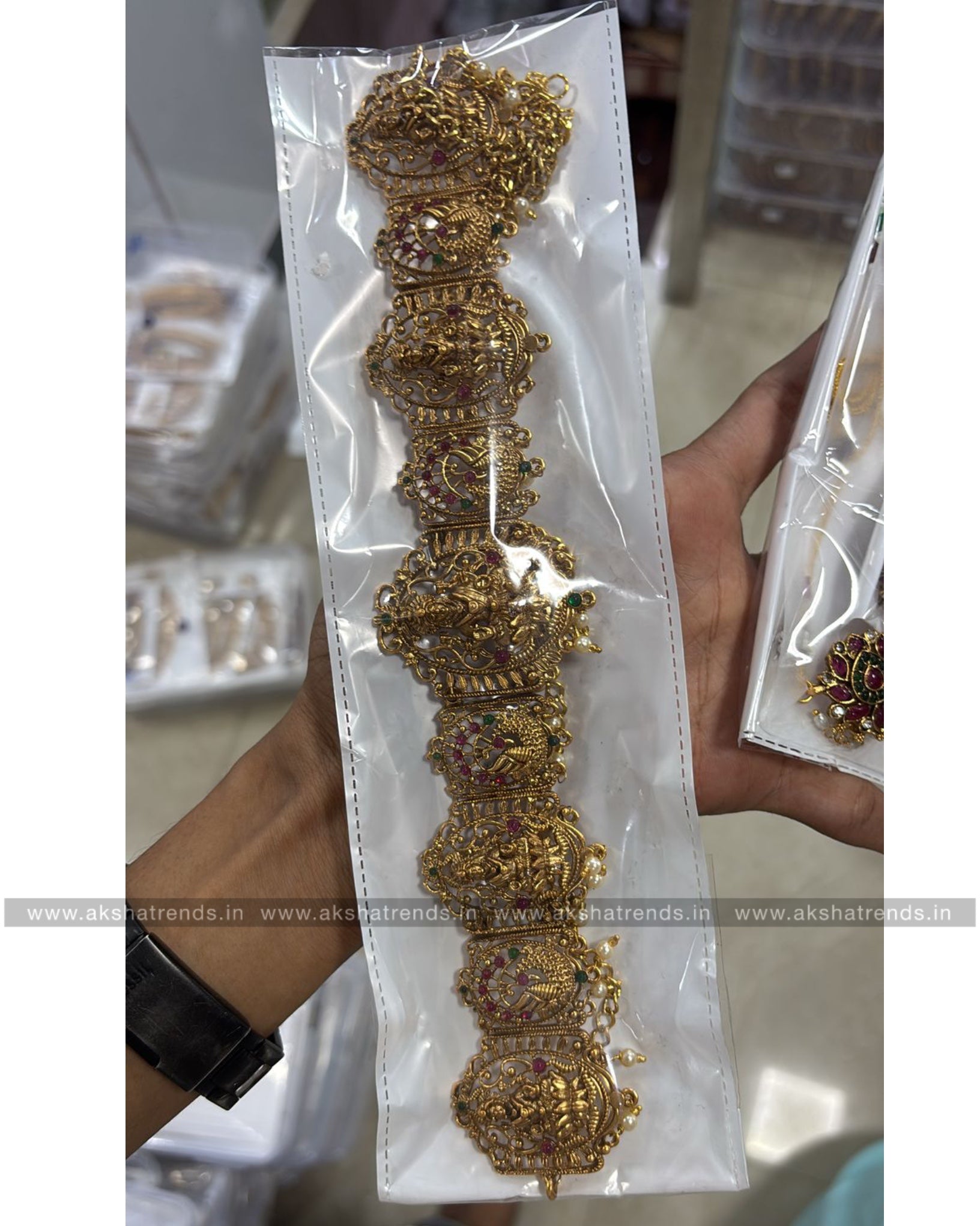 Lakshmi bridal Hipchain -pearl Aksha Trends