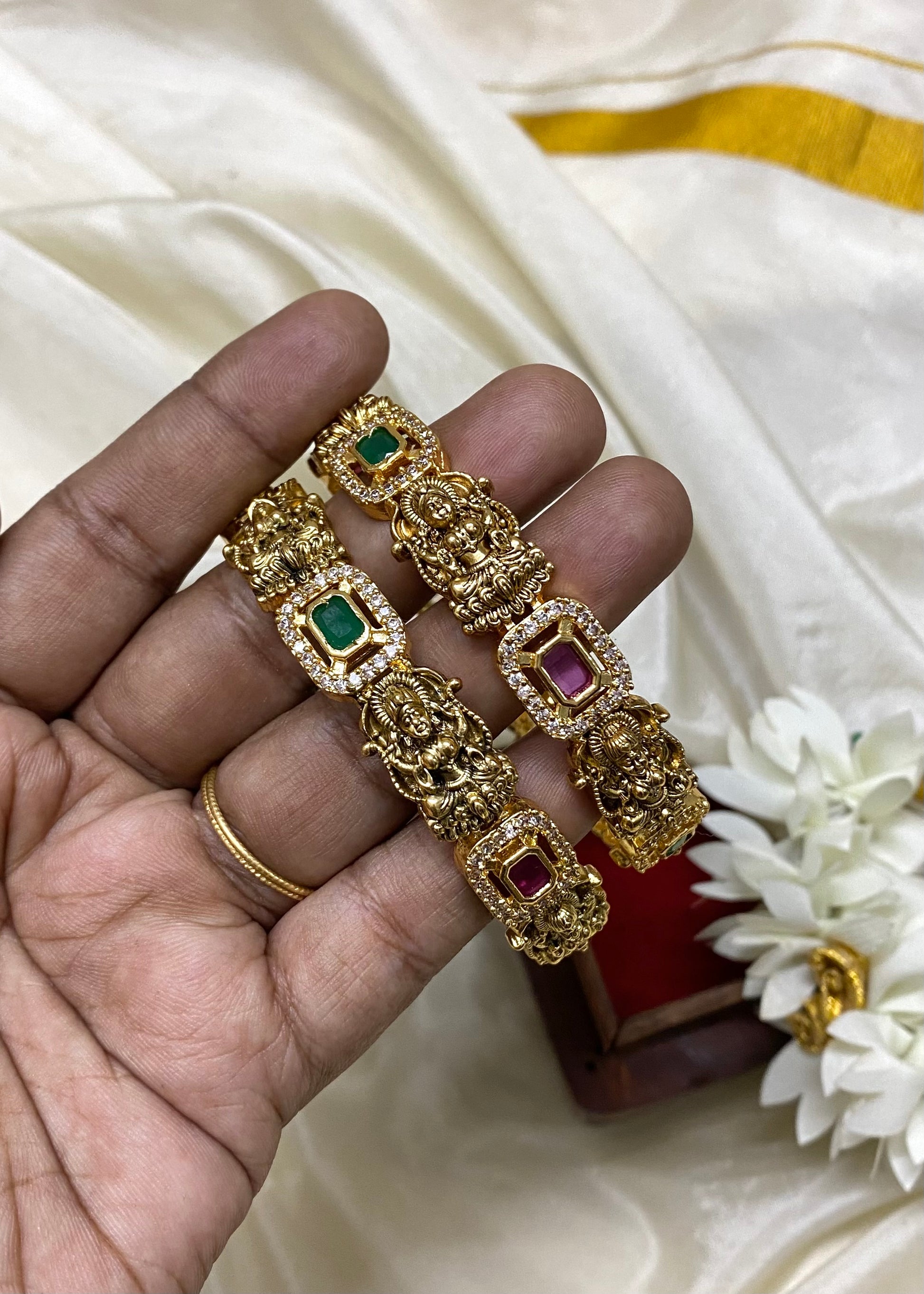 Nagas Premium bridal bangles (2pc) Aksha Trends