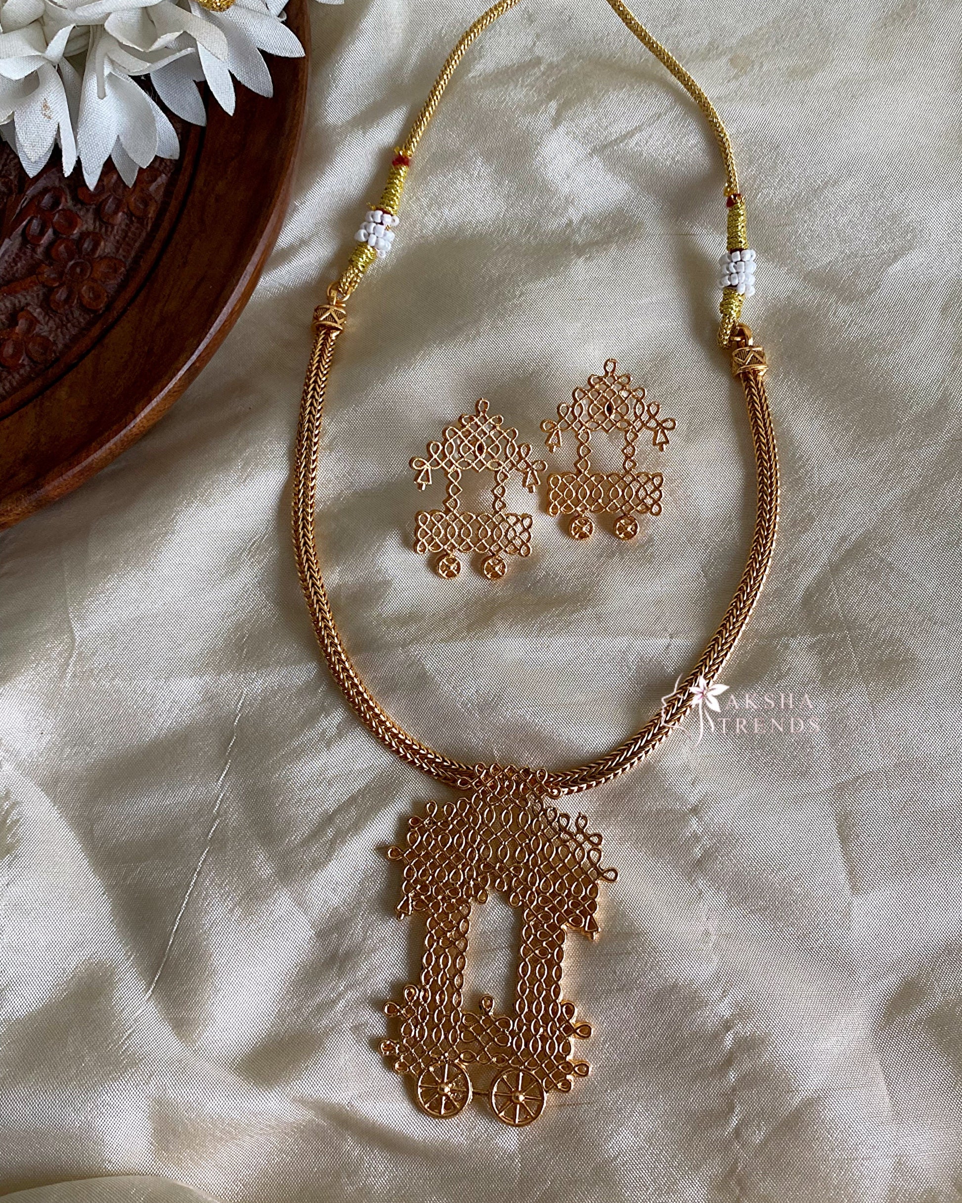 Antique Kolam choker Aksha Trends