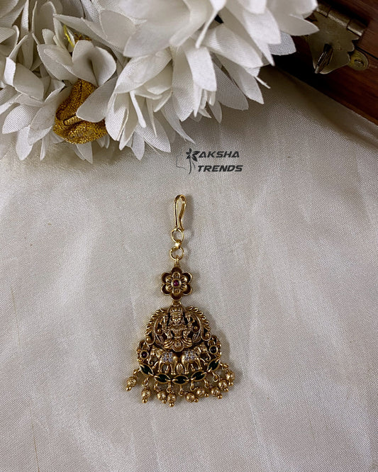 Premium gold tikka Aksha Trends