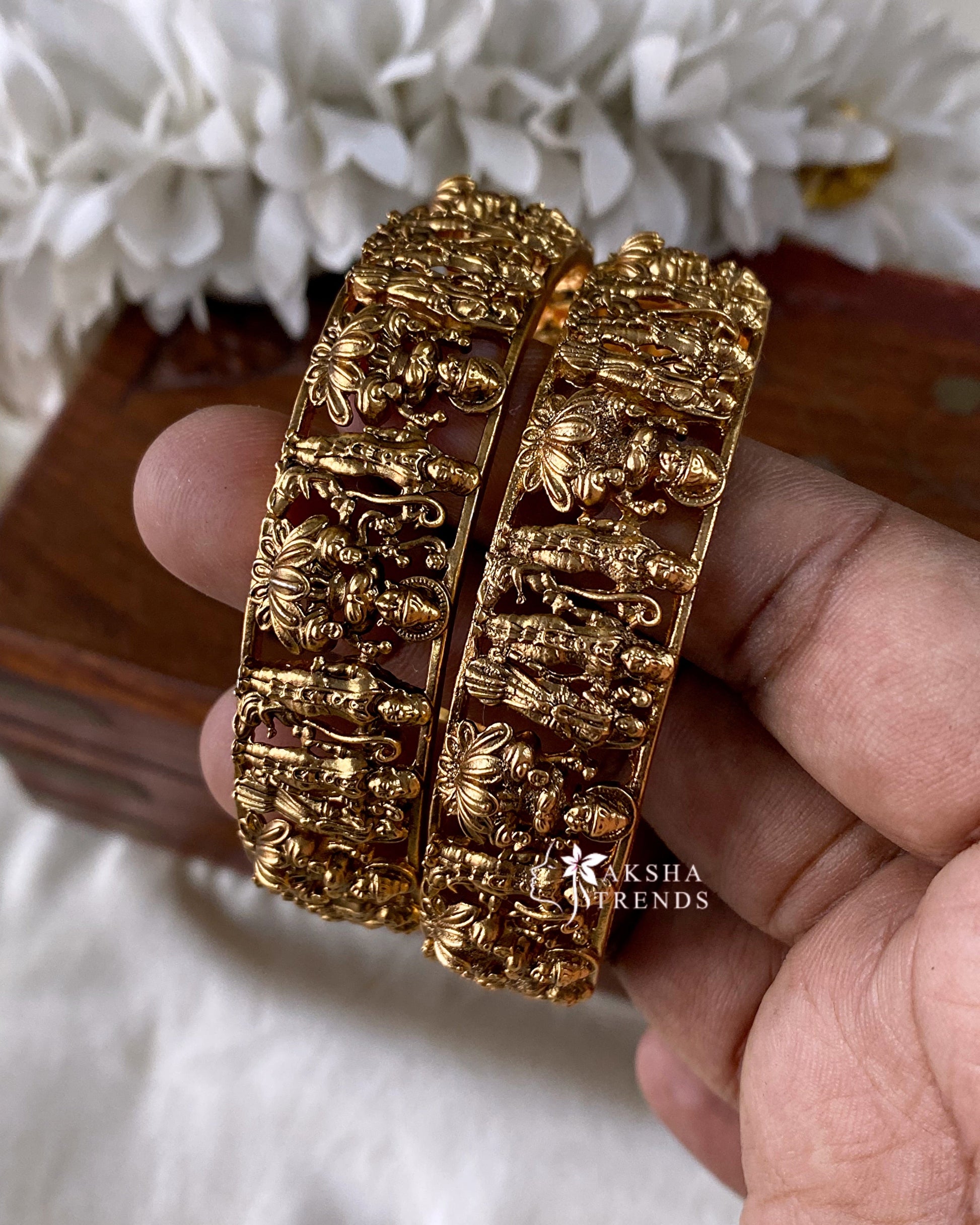 Antique lakshmi Ramparivar bangles (2pc) Aksha Trends