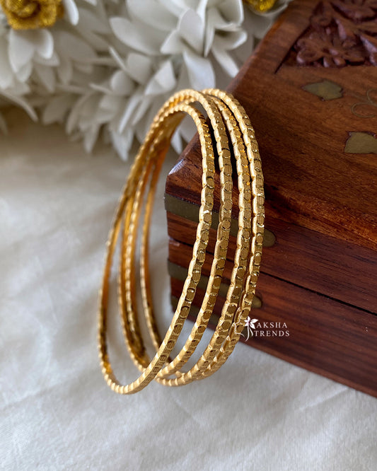 Daily wear bangles (4pc) Aksha Trends