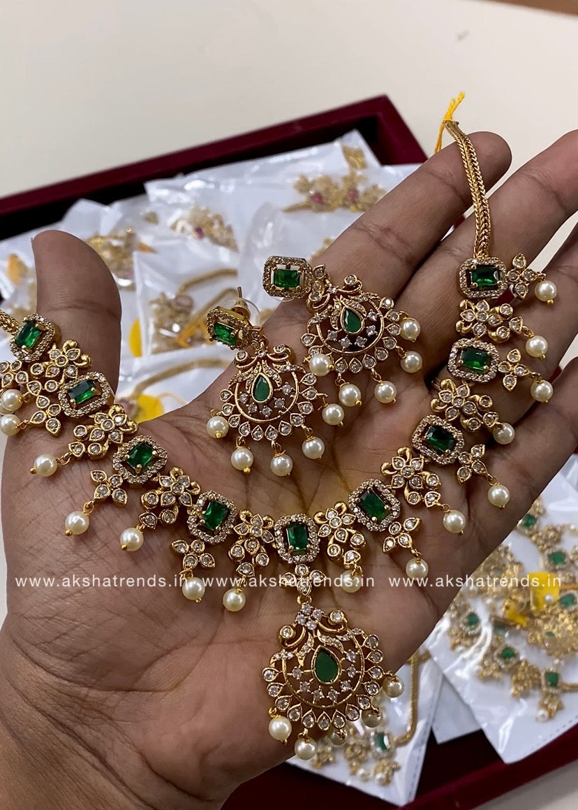 Premium floral diamond necklace Aksha Trends