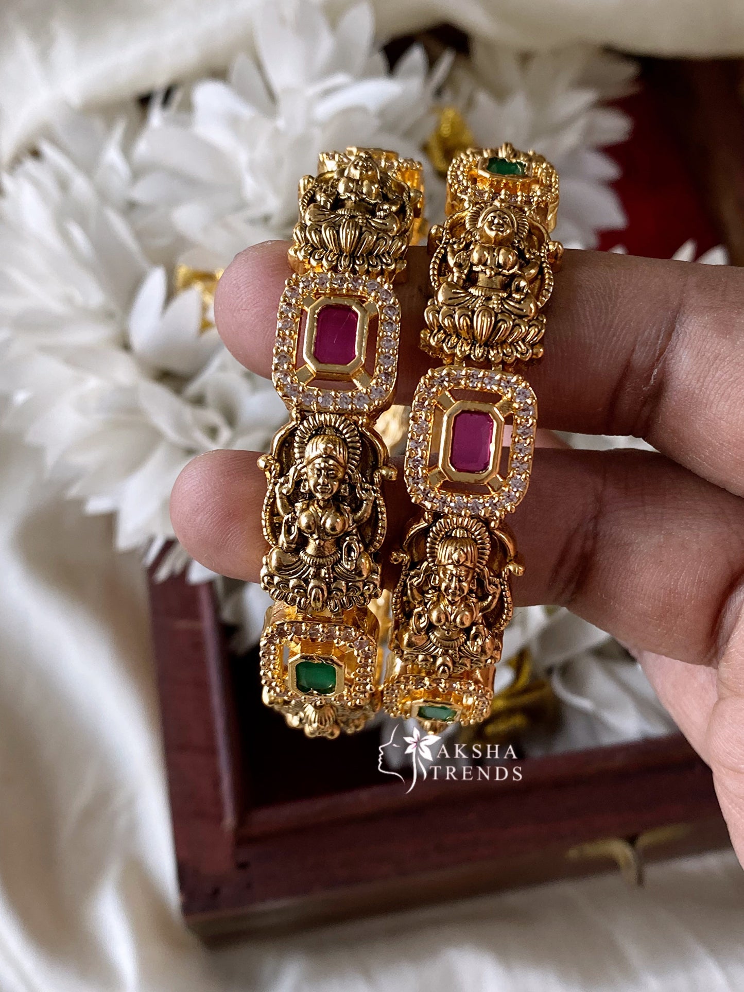 Nagas Premium bridal bangles (2pc) Aksha Trends