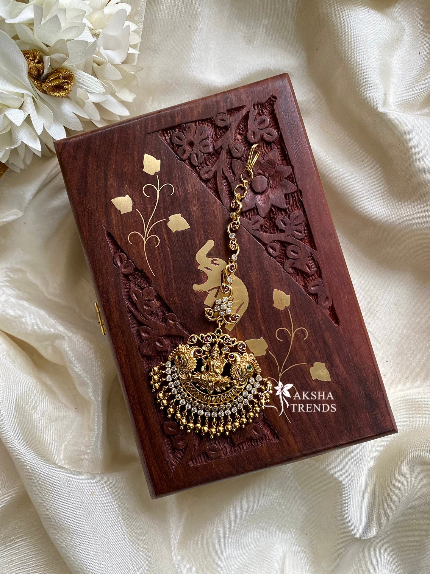 Premium bridal tikka kemp Aksha Trends