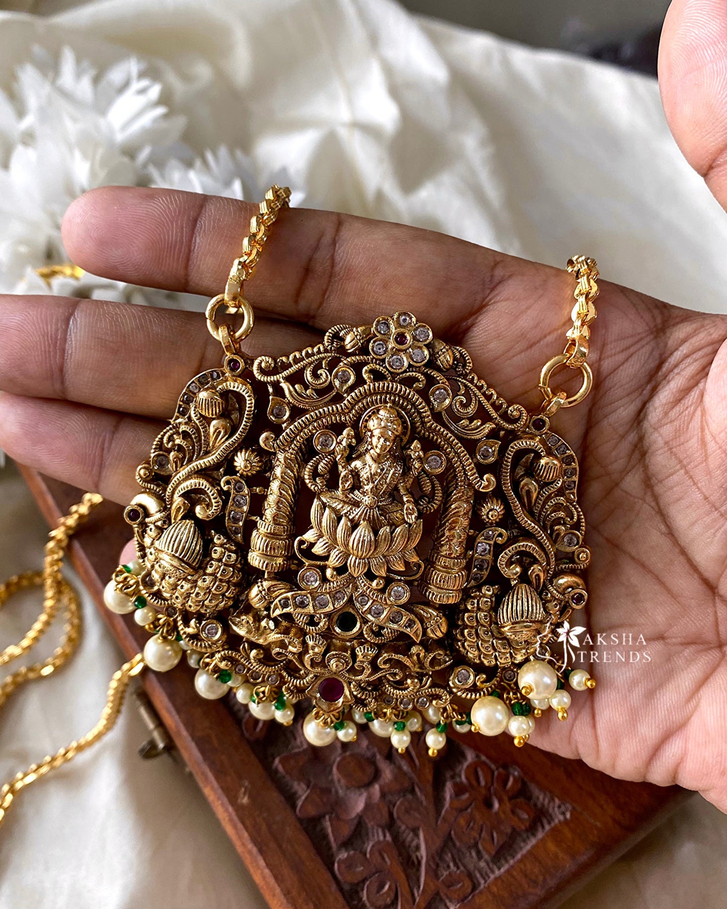 Nagas Temple Dollar chain Aksha Trends