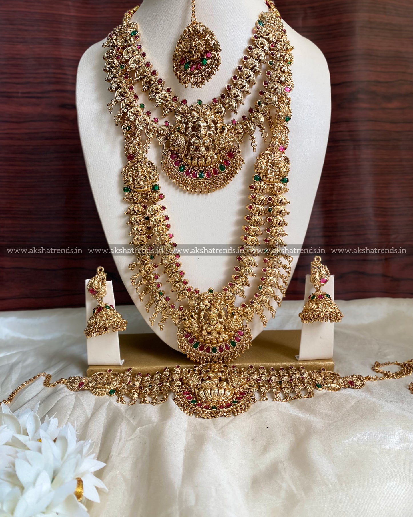 Lakshmi 2 layer chaim semi bridal set Aksha Trends
