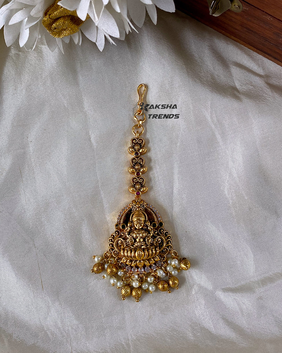 Premium Antique Nagas tikka Aksha Trends 