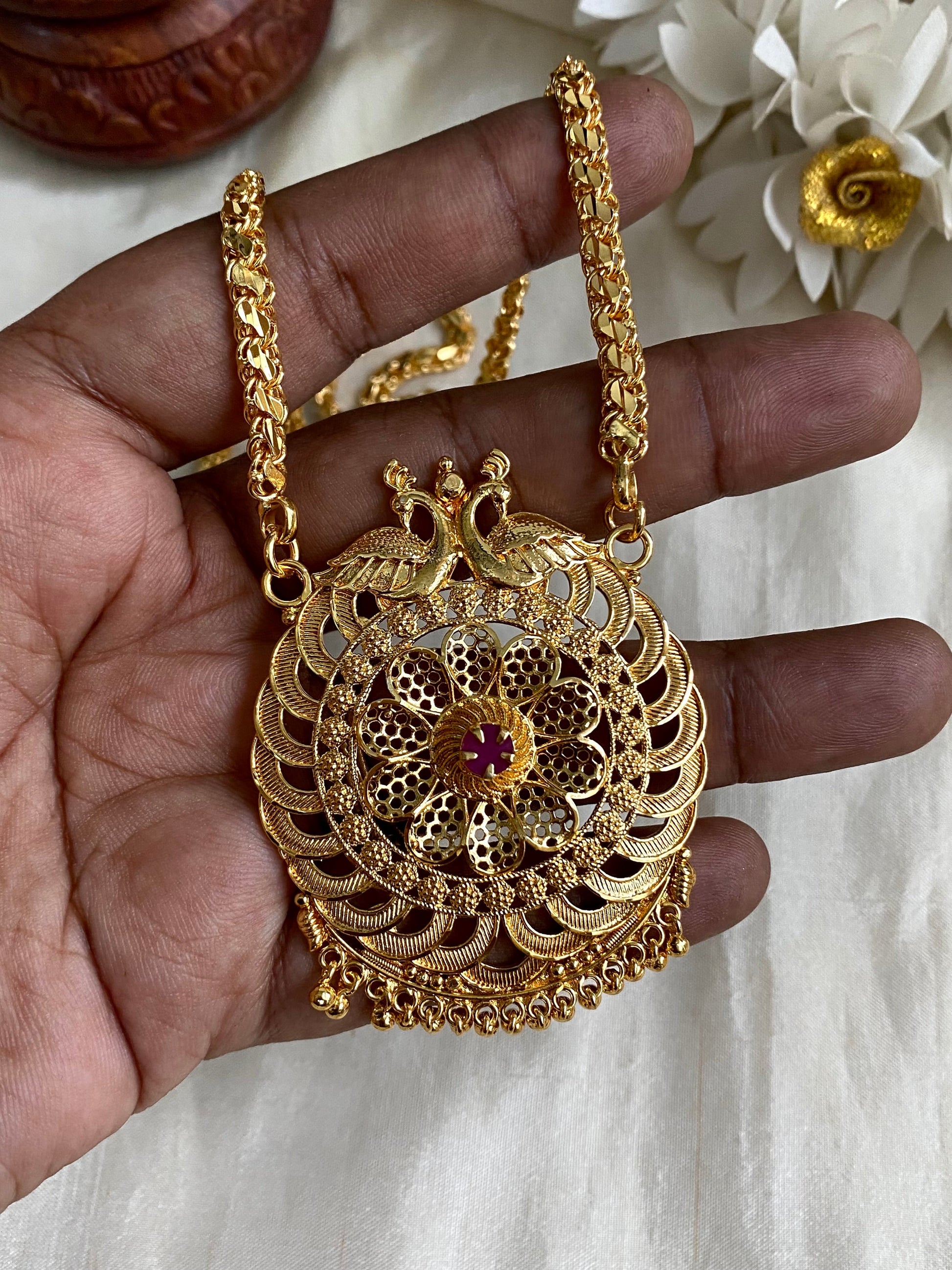 Floral Dollar chain Aksha Trends