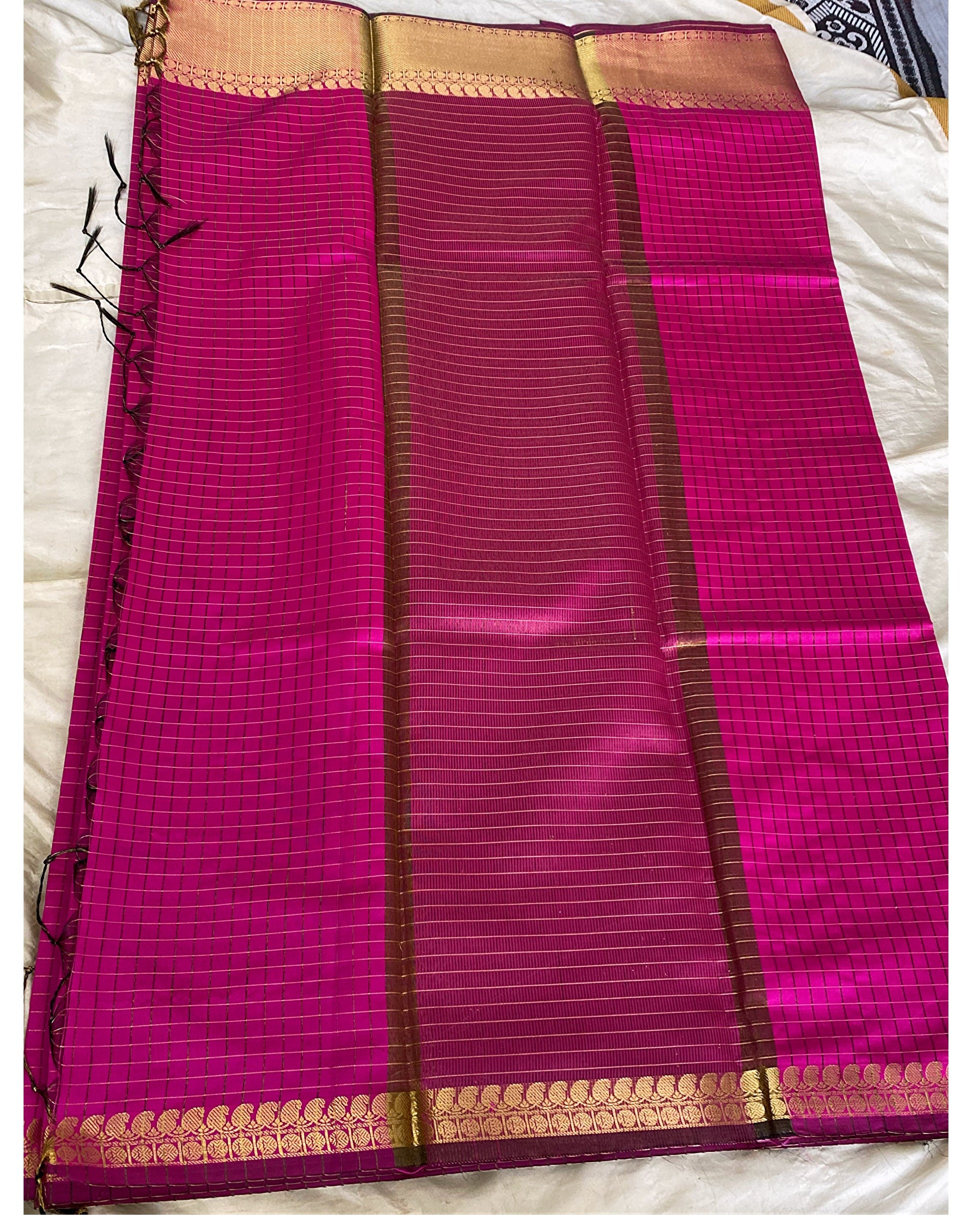 Soft Silk Checked Saree Aksha Trends