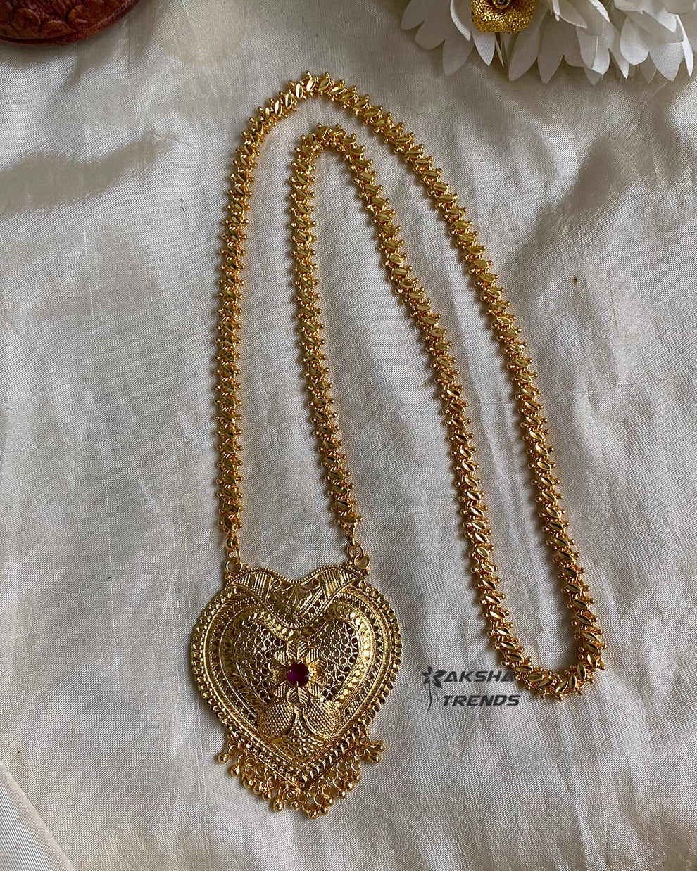 Heart Dollar chain Aksha Trends 