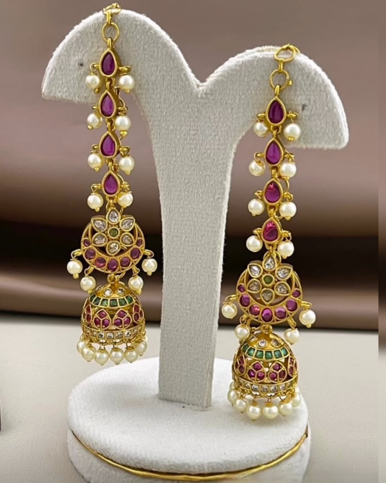 Premium kemp Jhumka with earchains Aksha Trends