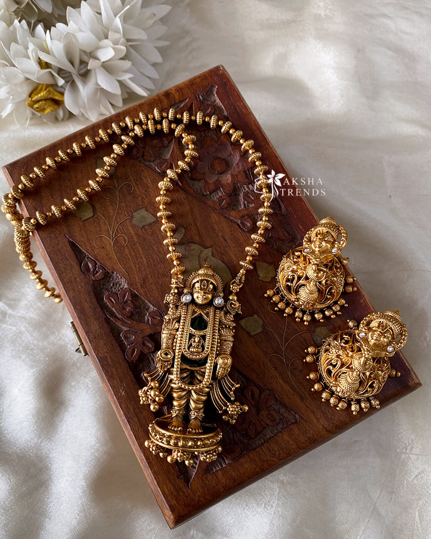 Balaji pendant chain Aksha Trends