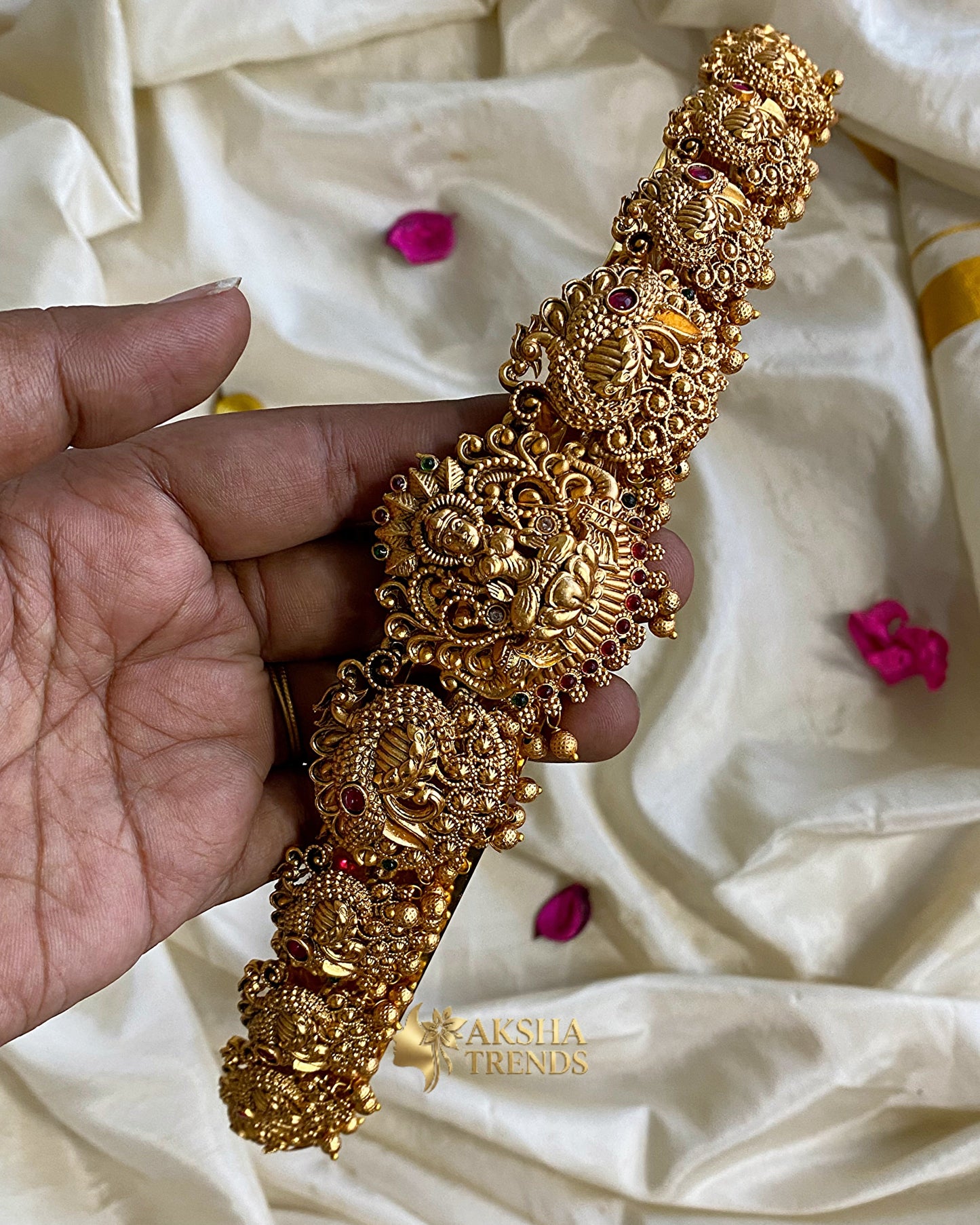 Antique lakshmi bridal hipbelt -gold Aksha Trends
