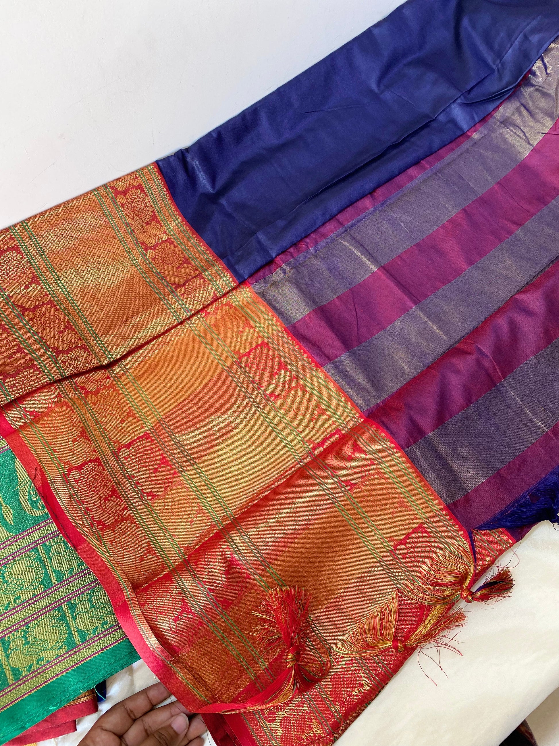 Narayani Pattu Saree Aksha Trends