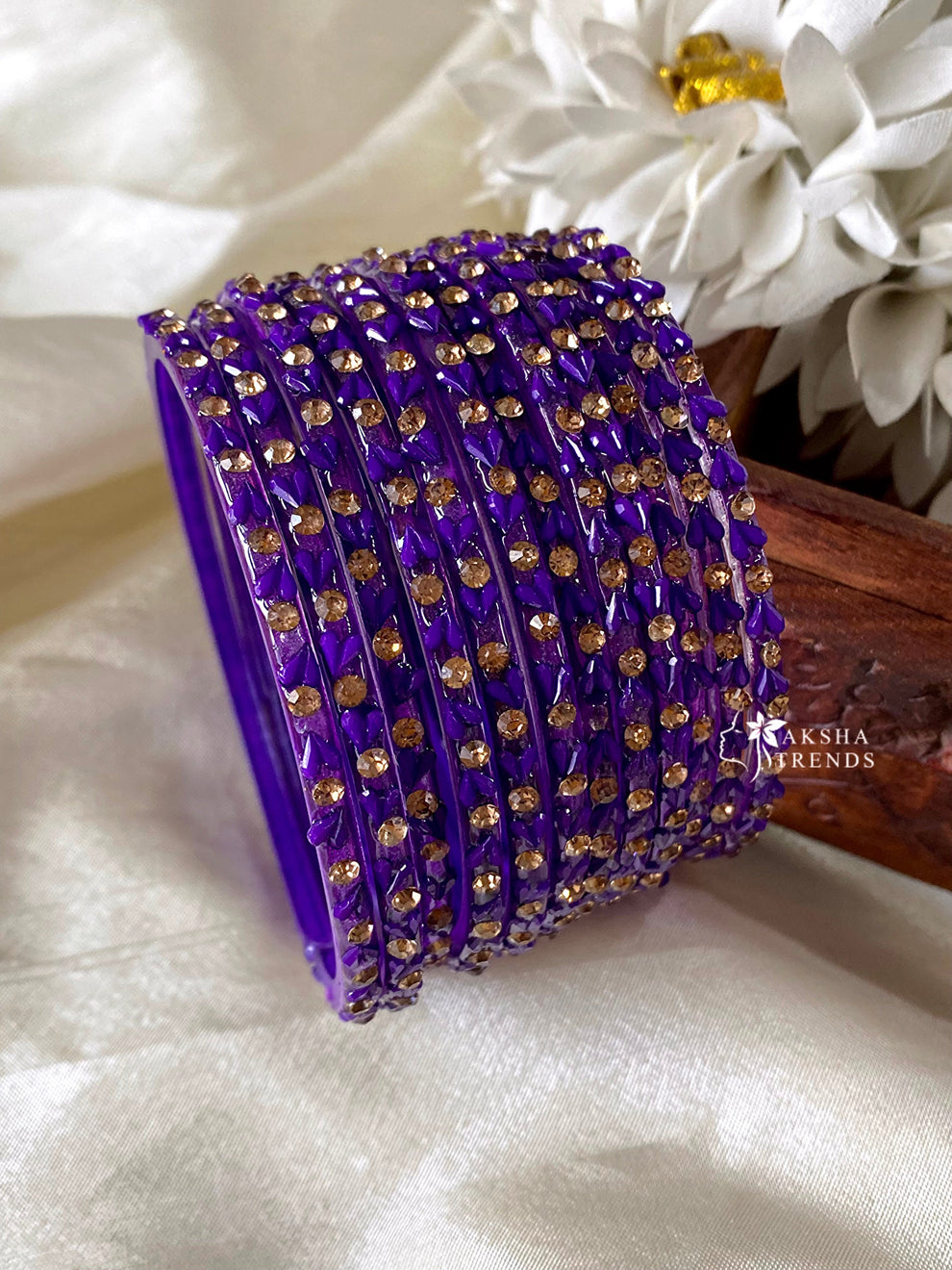 Heart Glass Bangles (12pc) Aksha Trends 