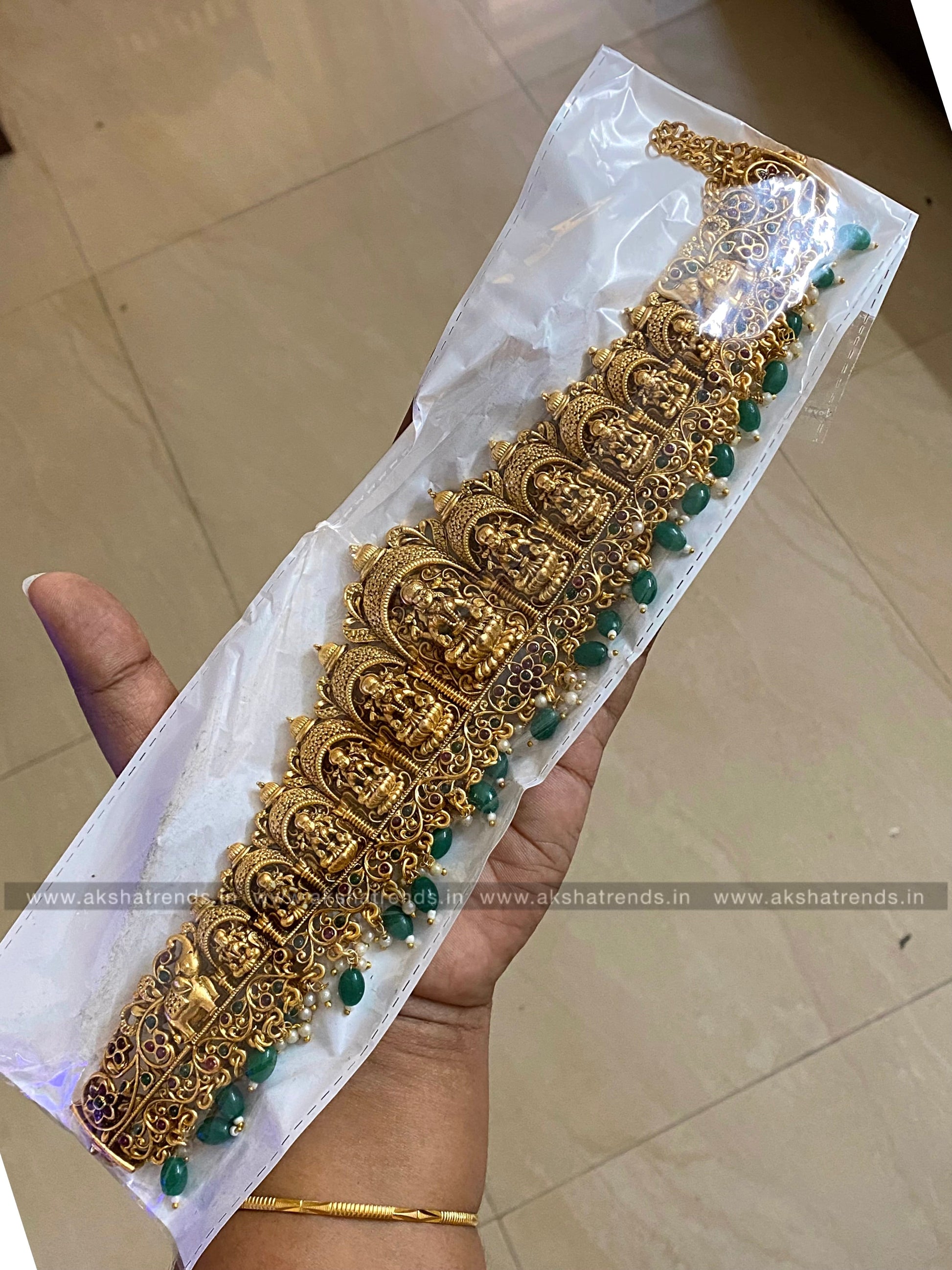 Nagas bridal Hipchain -Green Aksha Trends