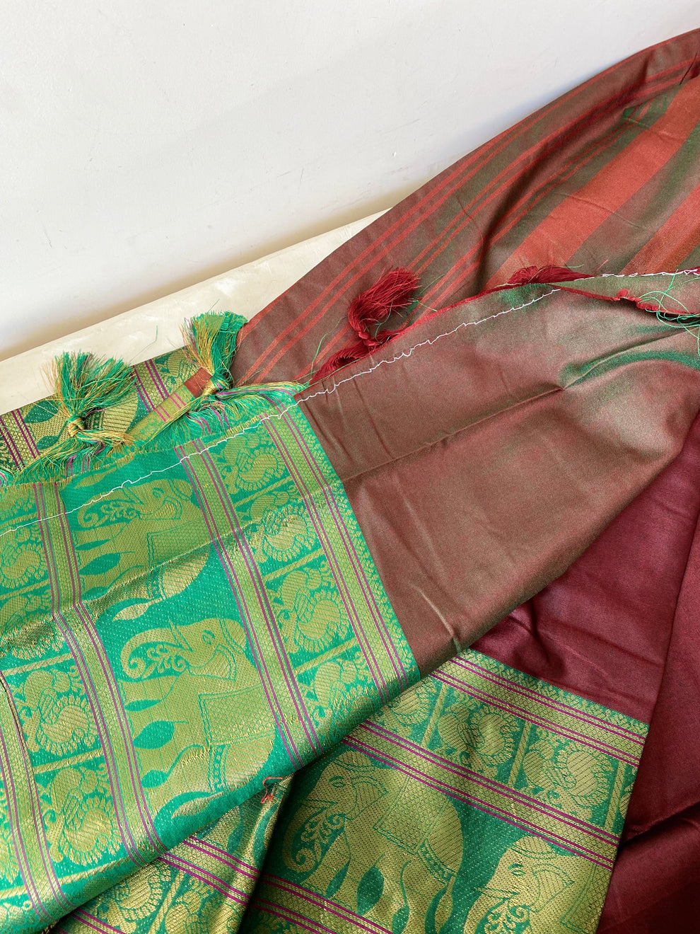 Narayani Pattu Saree Aksha Trends 