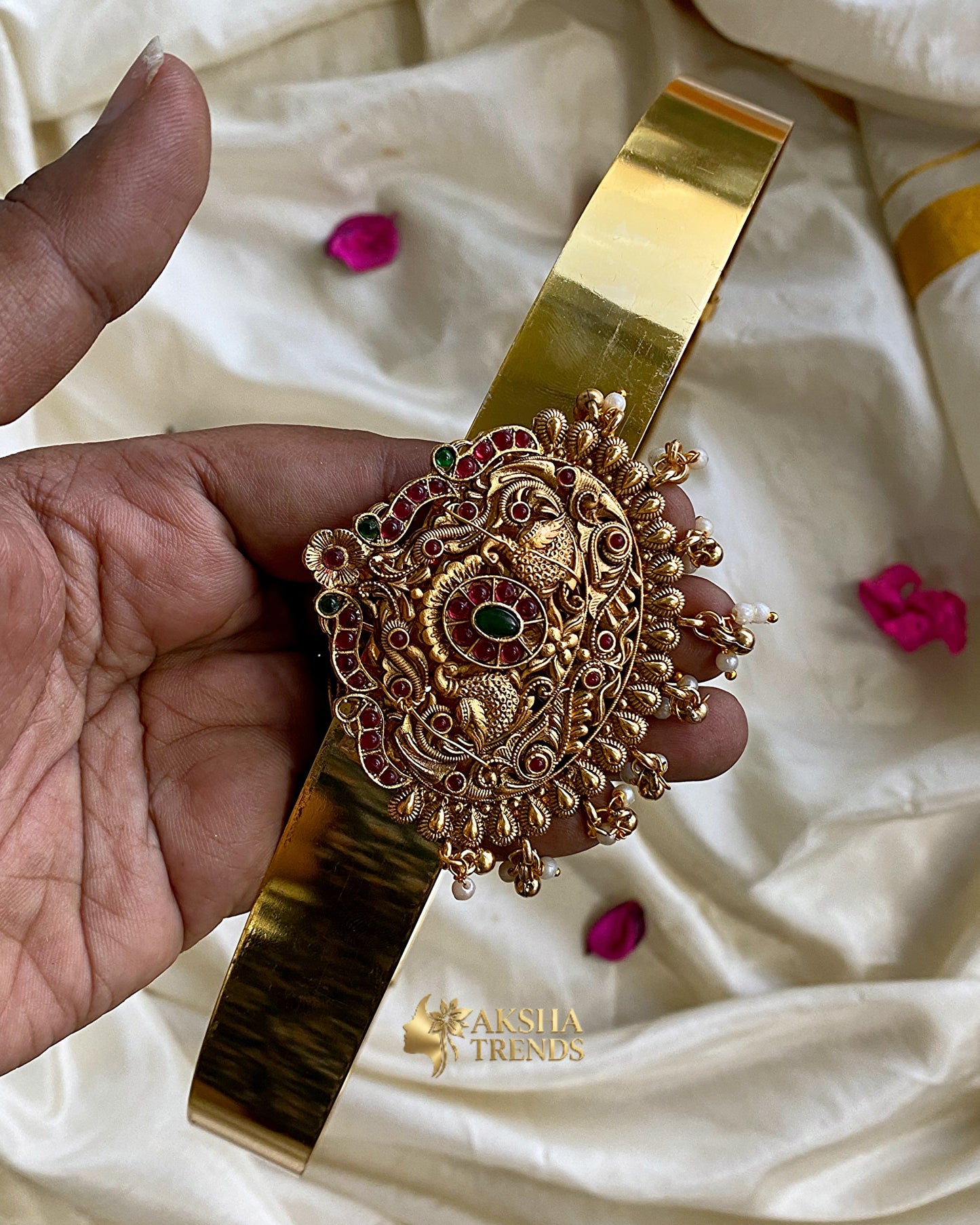 Antique plain hipbelt -floral Aksha Trends