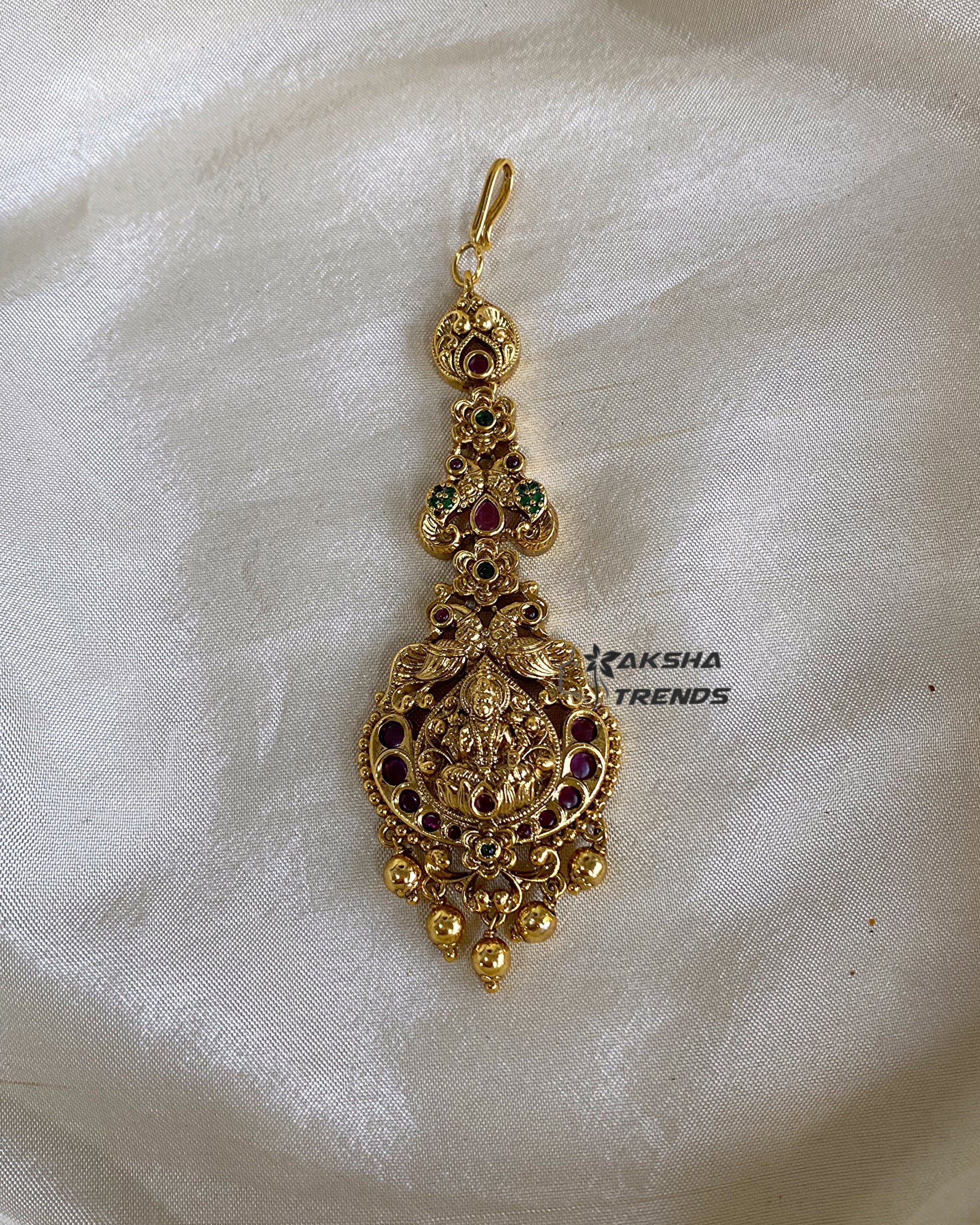 Premium bridal tikka Aksha Trends