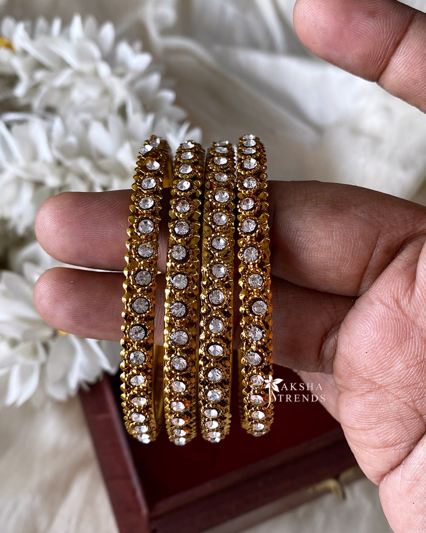 Fancy stone Bangles (4pc) Aksha Trends