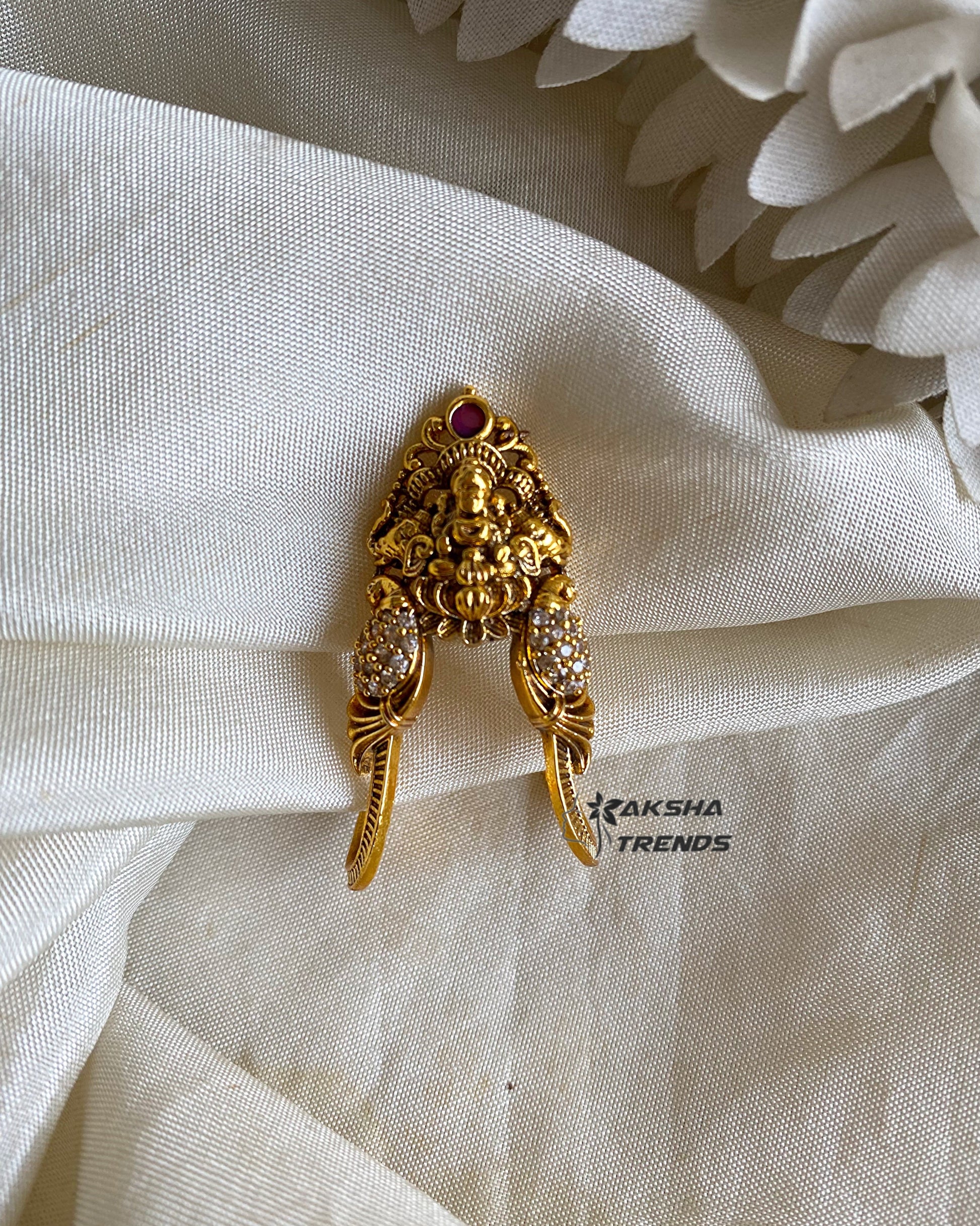 Lakshm diamond bridal rings Aksha Trends