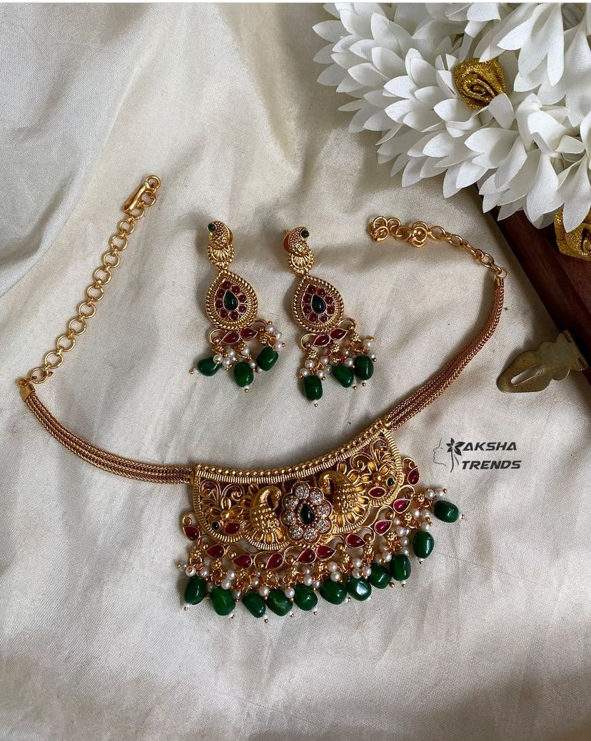 Floral choker Aksha Trends