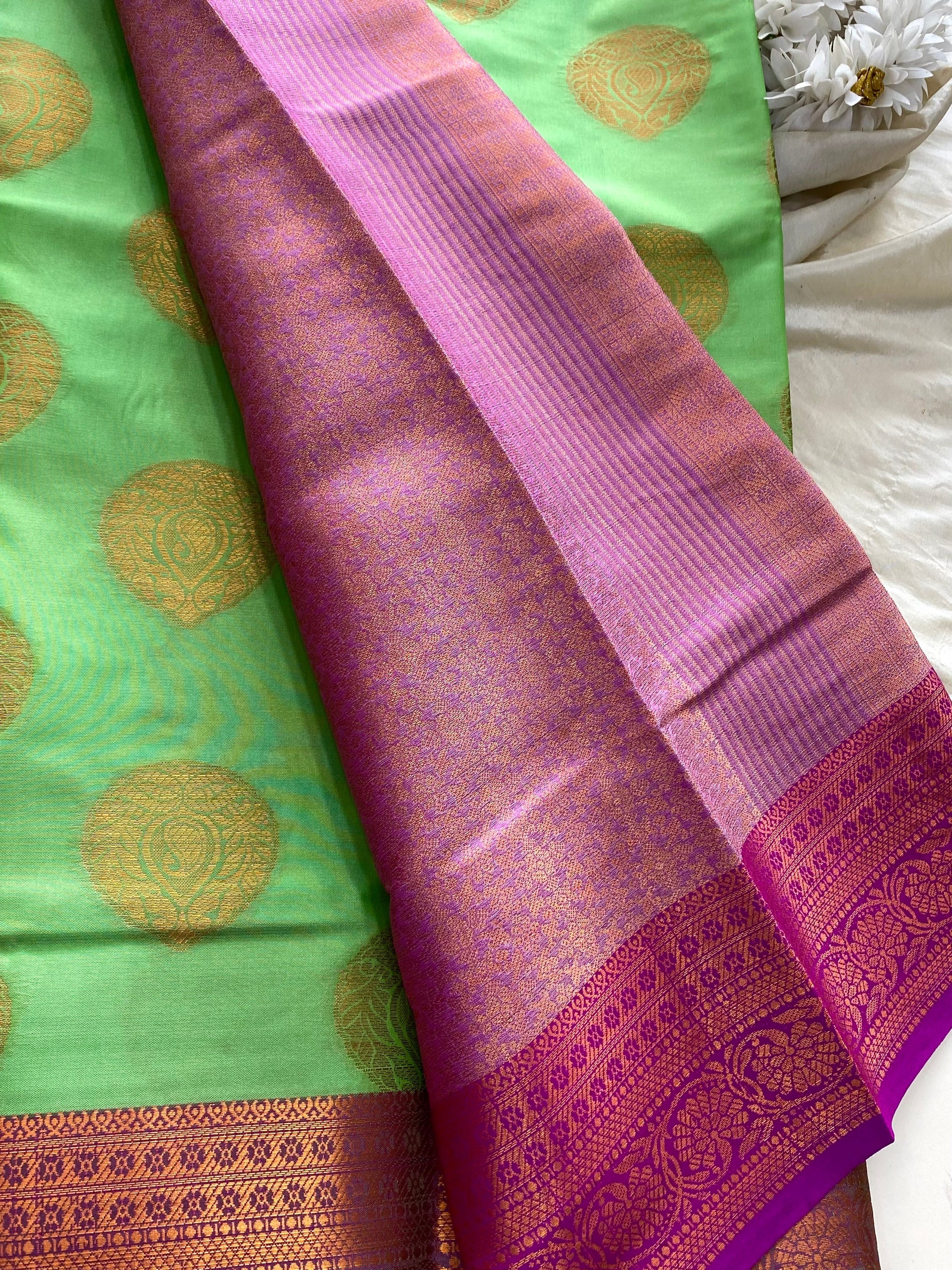 Kanchi Pattu Saree -light green Aksha Trends