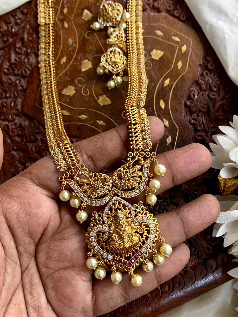 Lakshmi coin pendant haram Aksha Trends 