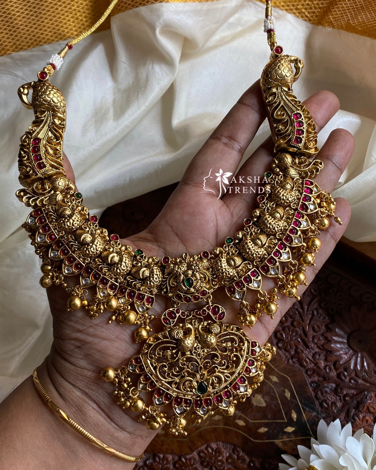 Mayuri Heavy bridal Necklace -Gold Aksha Trends