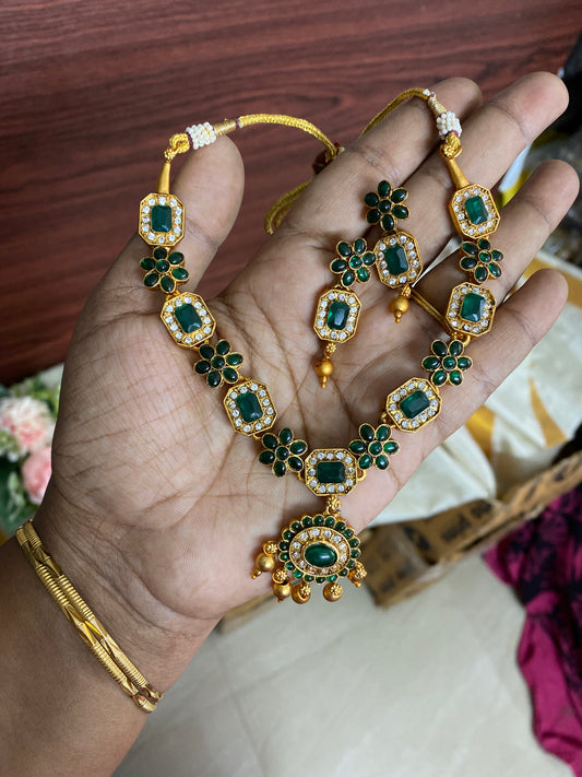 Floral stone necklace -Green Aksha Trends