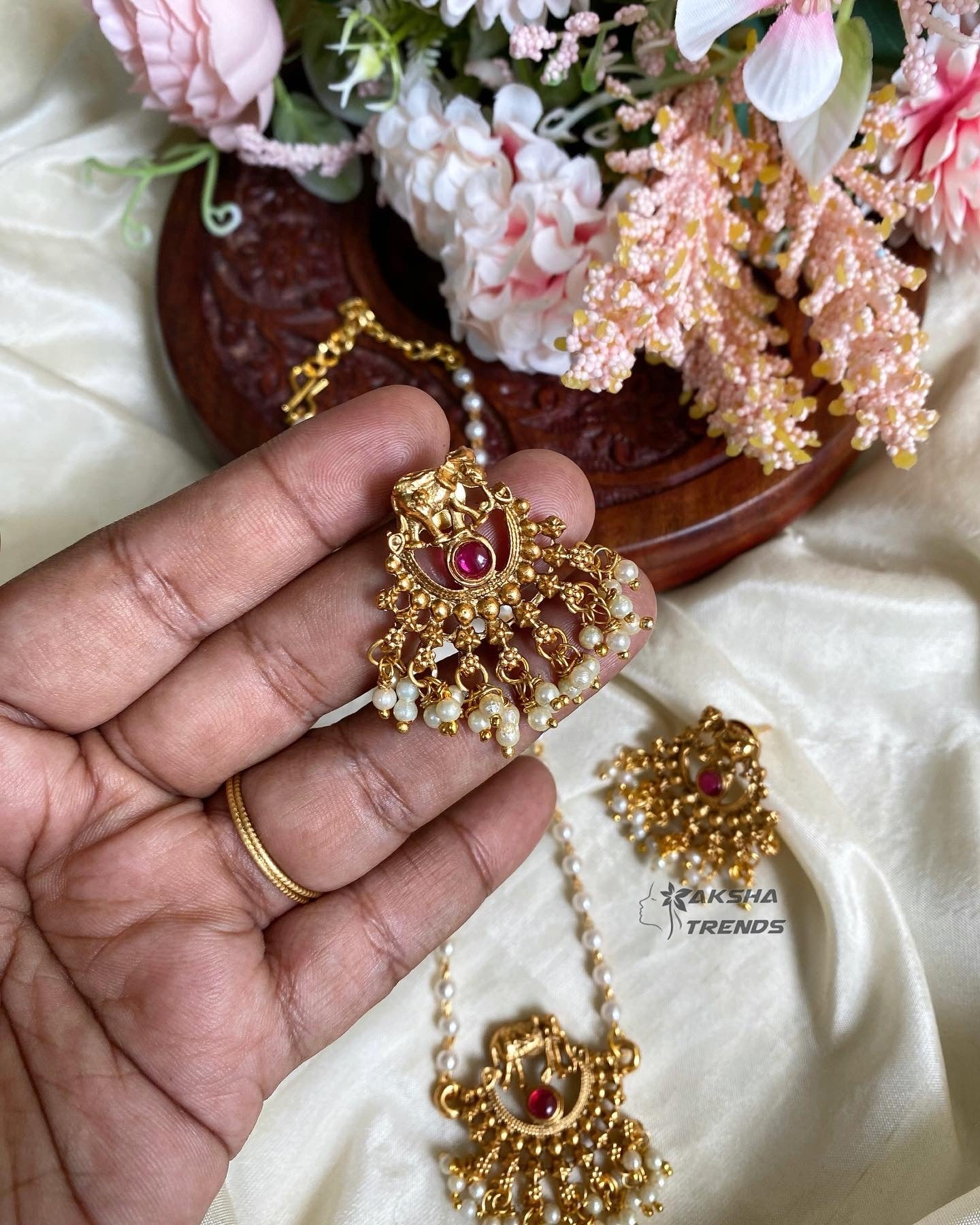 Elephant pearl choker Aksha Trends