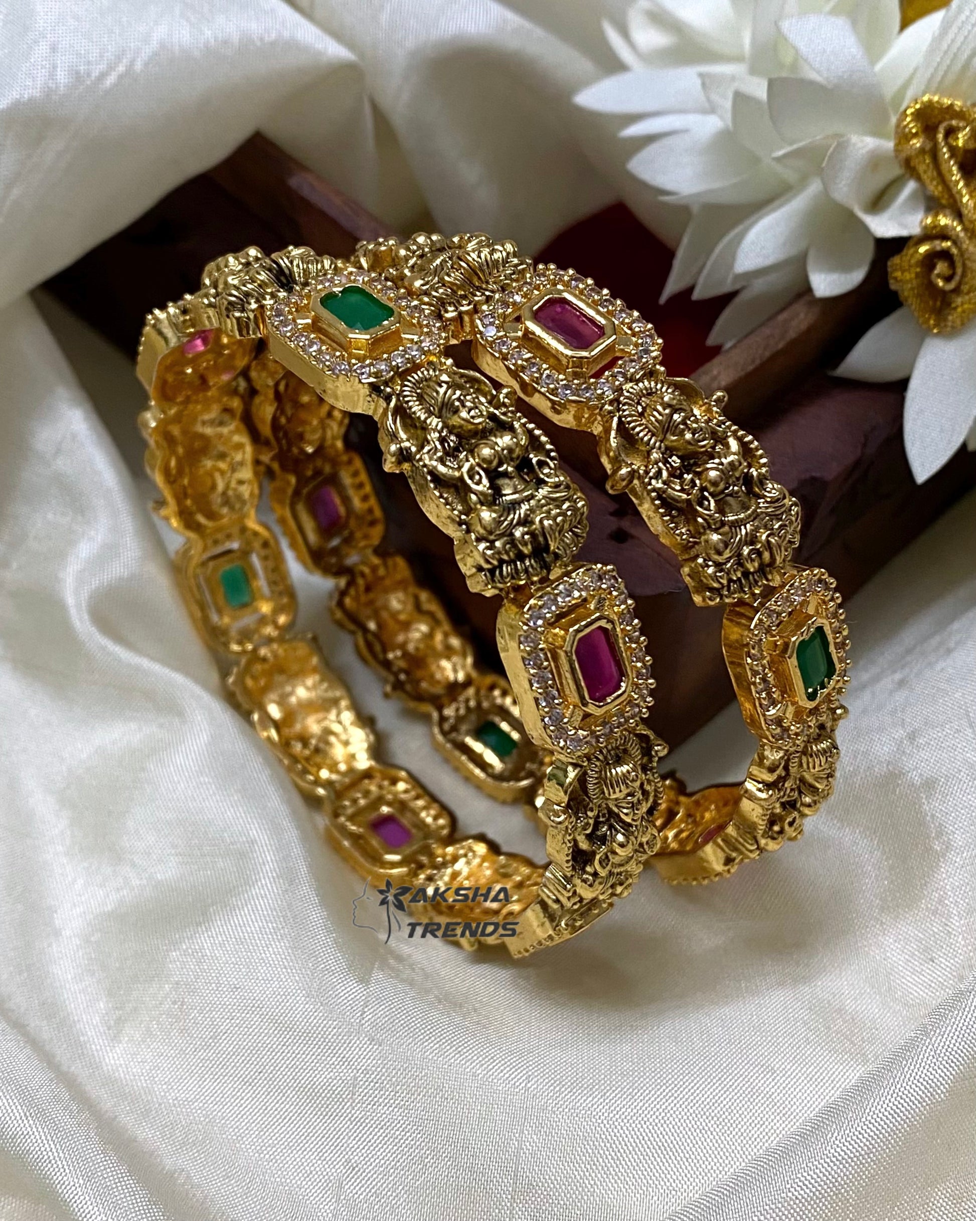 Nagas Premium bridal bangles (2pc) Aksha Trends
